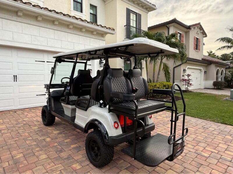 2023 EPIC E60L, Lifted, 6 passenger Golf Cart - Image 7