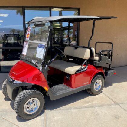 2024 EZGO VALOR 48V FOUR PASSENGER ELECTRIC GOLF CART.