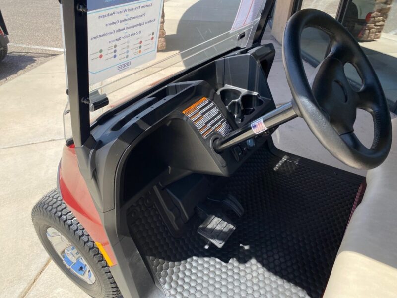 2024 EZGO VALOR 48V FOUR PASSENGER ELECTRIC GOLF CART. - Image 3