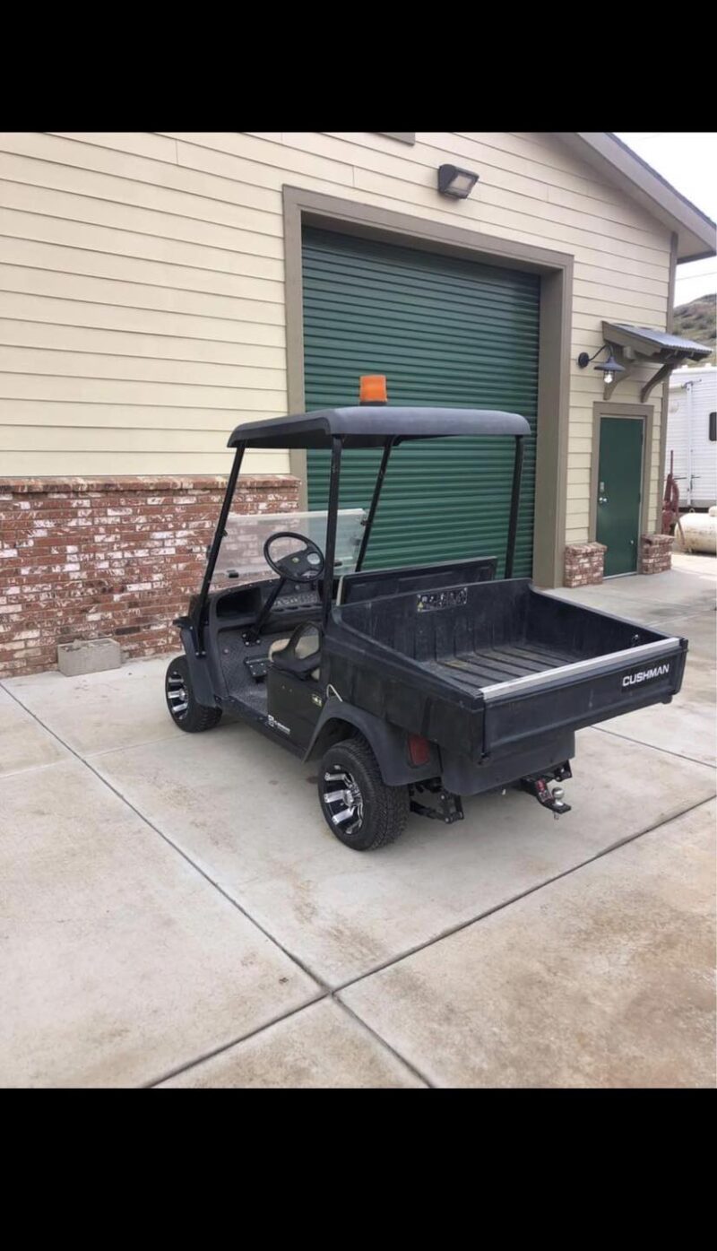 2016 Cushman Gas Golf cart - Image 5