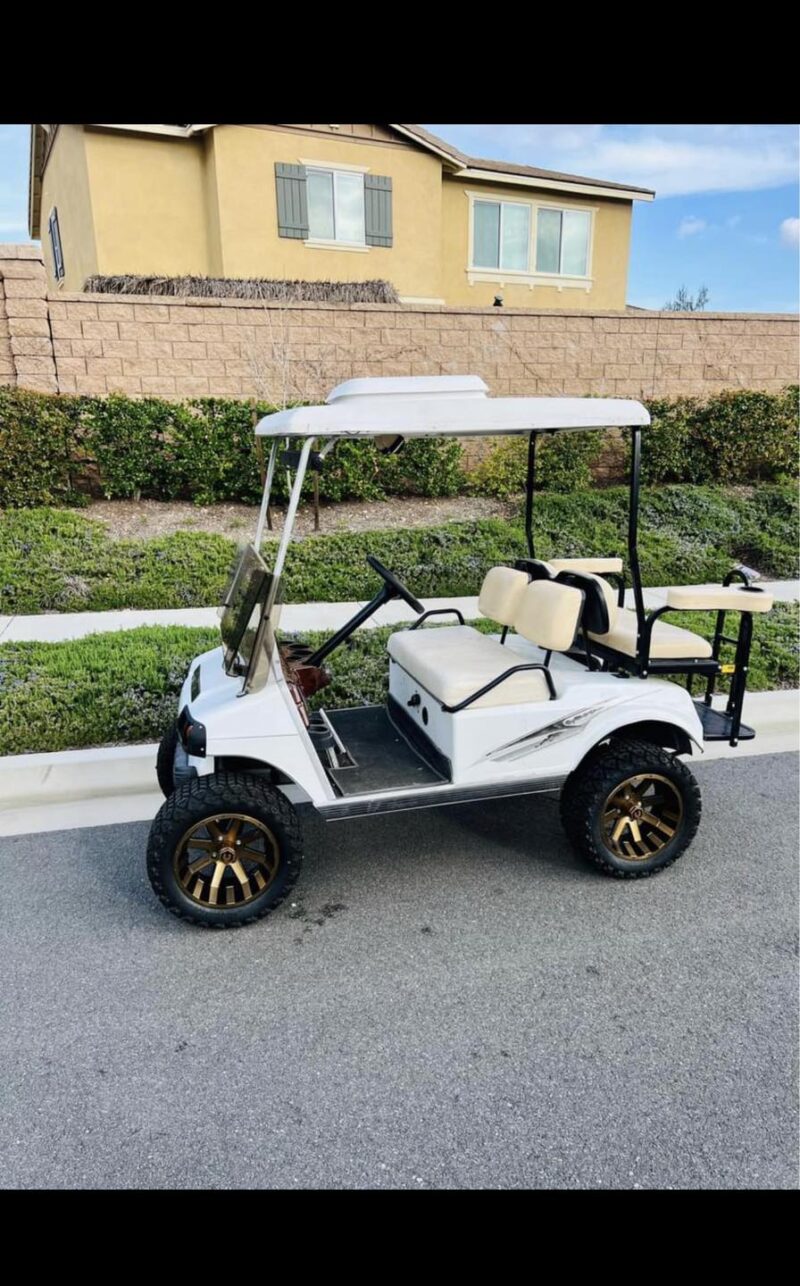 White 1990 Club Car DS 36V Golf Cart - Image 3