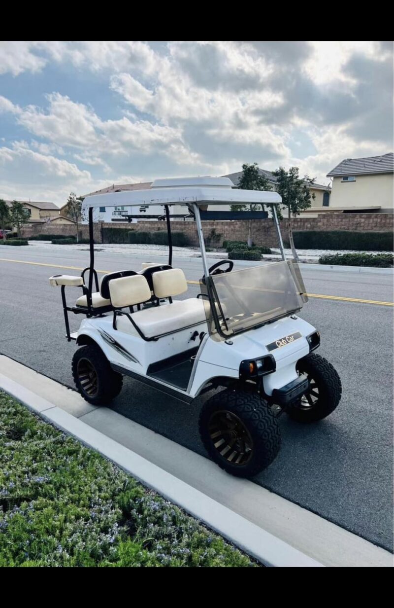 White 1990 Club Car DS 36V Golf Cart - Image 8