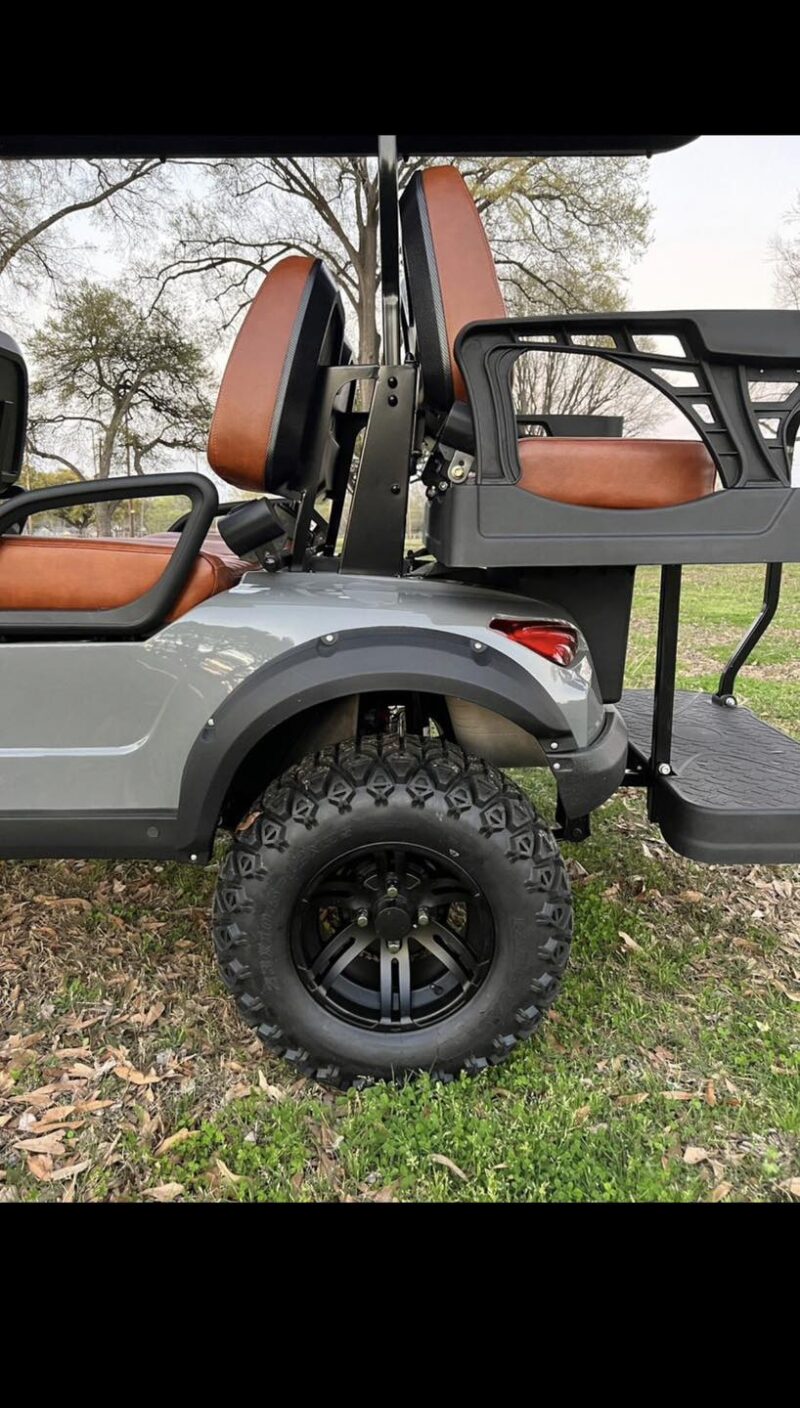 2023 Gud 72V Lithium 6-seater golf cart. - Image 9