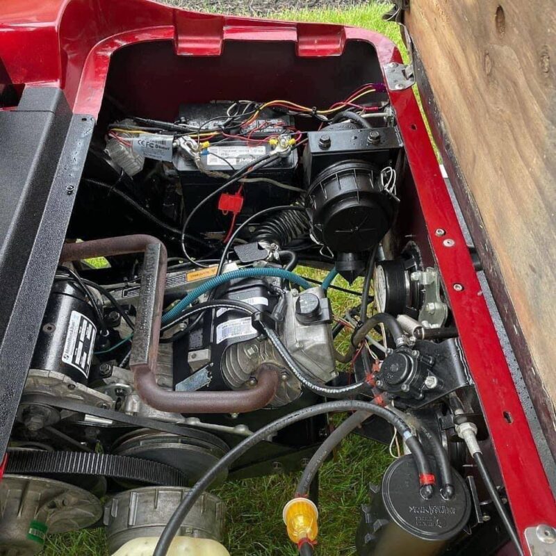 RED 2010 EZGO TXT GAS GOLF CART - Image 5
