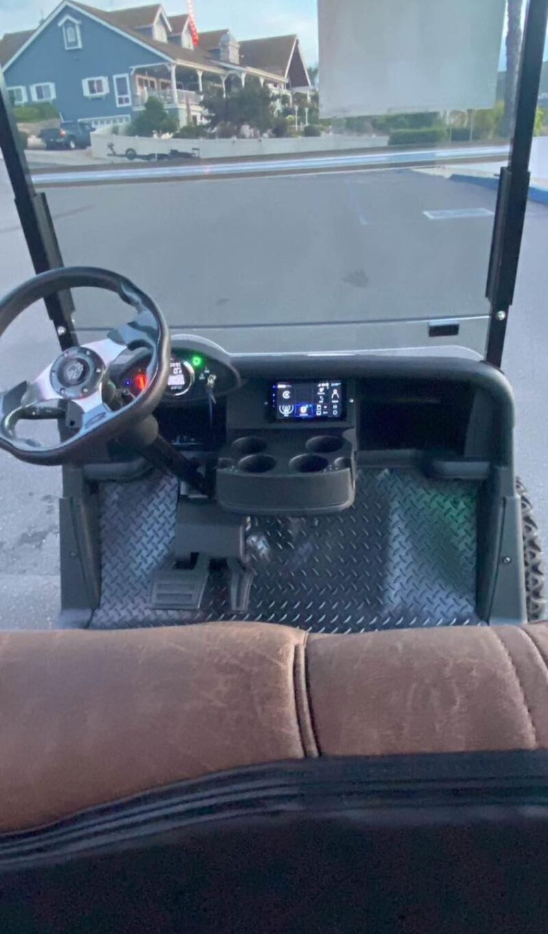 2024 EZGO! CUSTOM READY FOR THE SUMMER - Image 2