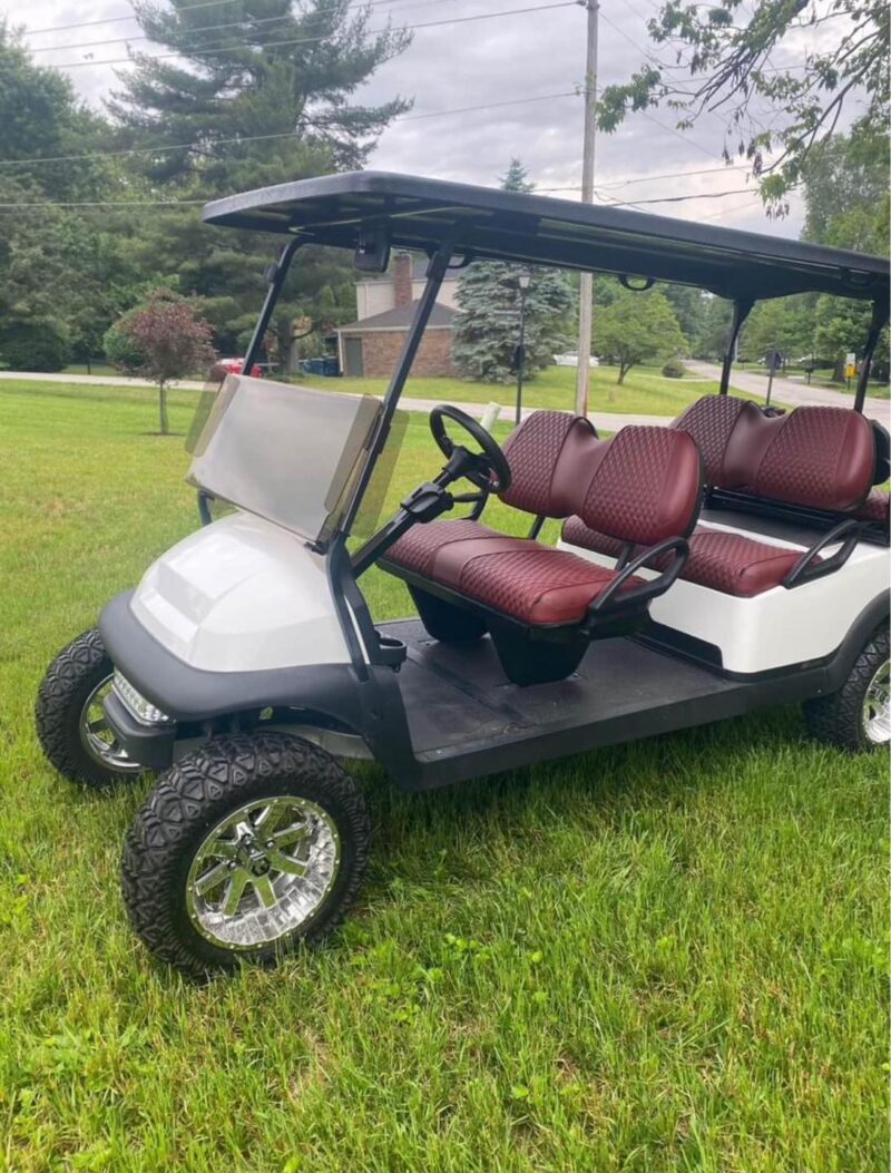 Club Car precedent stretch limo 6 seater.