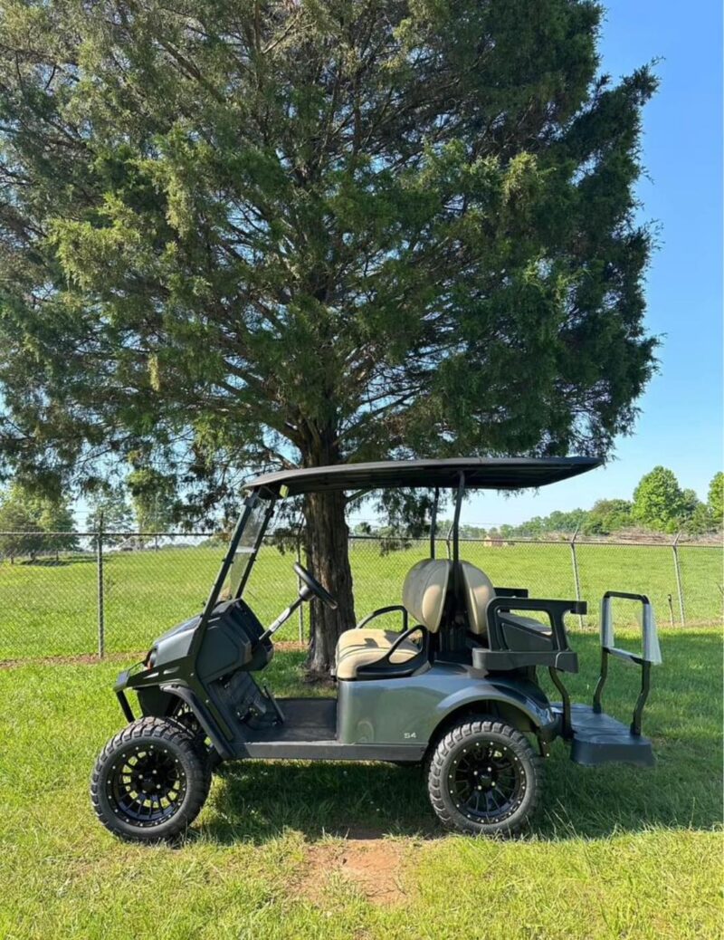 2024 Ezgo Express S4 EFI Golfcarts Brand New! - Image 5