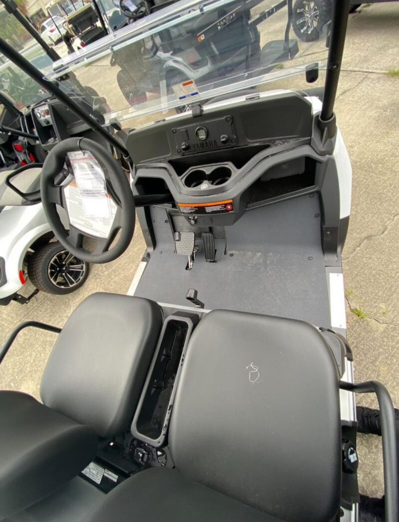 2023 Yamaha Umax 2 Utility Gas - Image 2