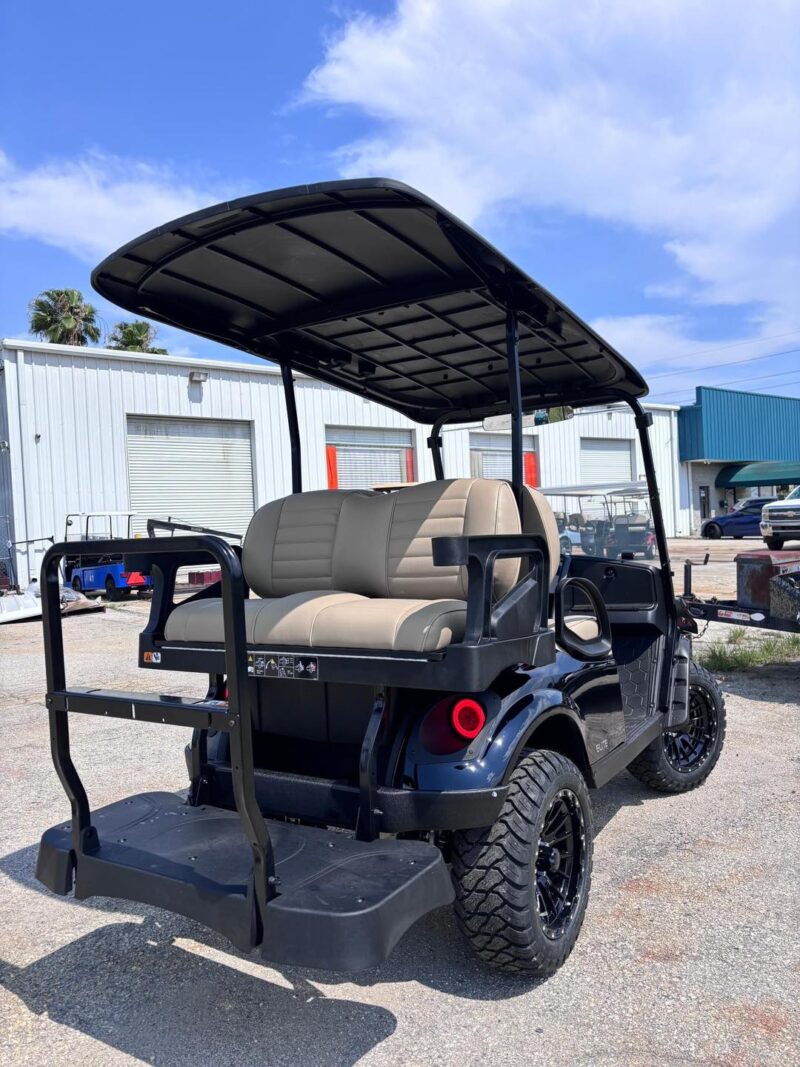2024 E-Z-Go Express S4 Elite 2.2 Lithium - Image 2