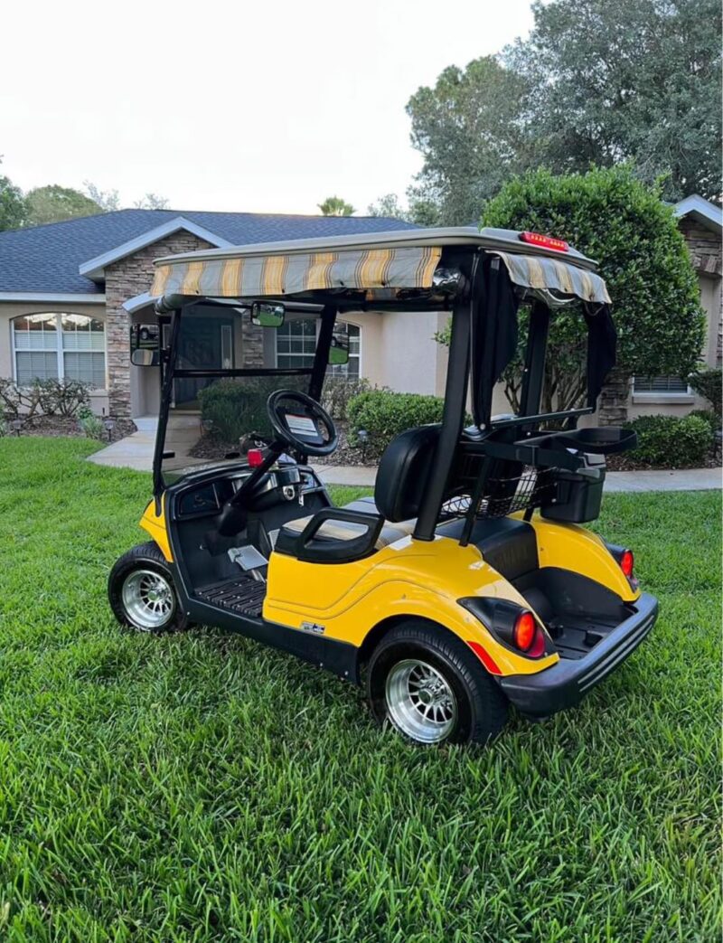 2013 Yamaha EFI Golf cart - Image 7