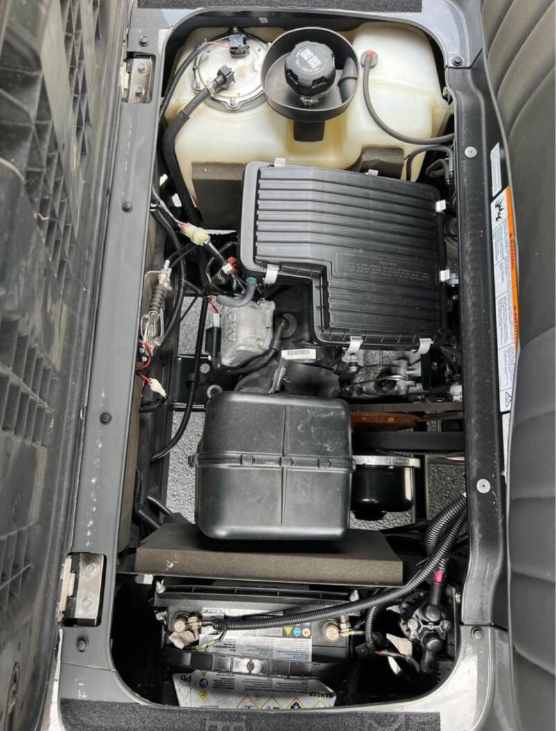 2022 Yamaha Quietech 4 seater Gas. - Image 2