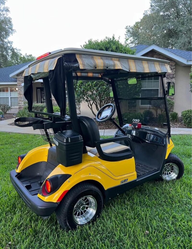 2013 Yamaha EFI Golf cart - Image 8