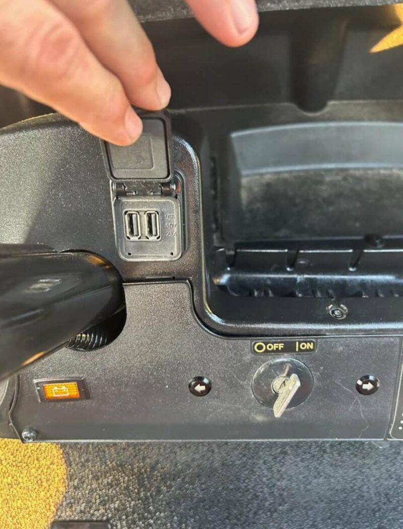 Red 2020 Clubcar Tempo 48 Volt. - Image 9