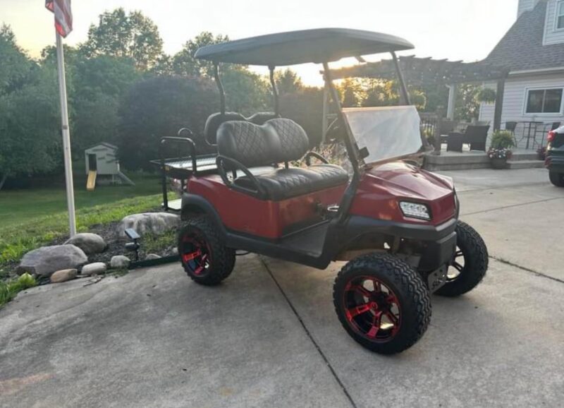 Red 2020 Clubcar Tempo 48 Volt. - Image 3