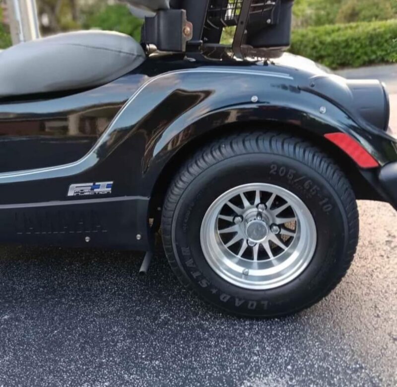 2013 Yamaha EFI Gas Golf Cart (YDRAx3 PTV) - Image 9