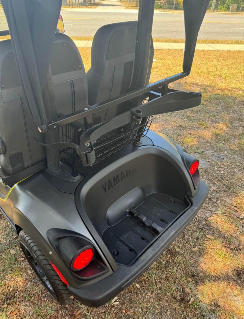 BLACK 2024 New Yamaha QuieTech Gas GolfCart. - Image 6