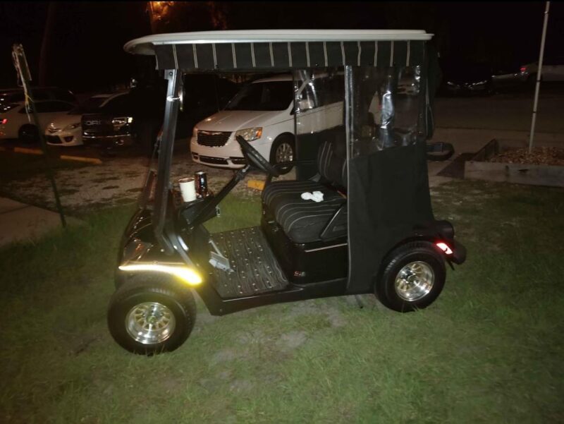 2011 Yamaha gas golf cart. - Image 9