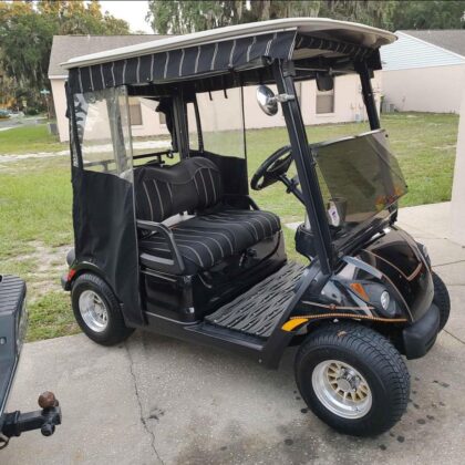 2011 Yamaha gas golf cart.