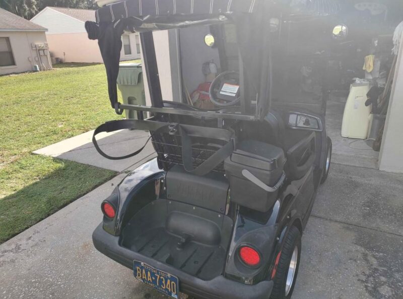 2011 Yamaha gas golf cart. - Image 3