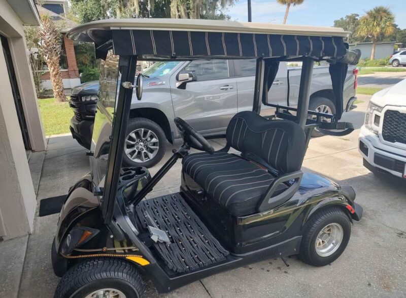 2011 Yamaha gas golf cart. - Image 7