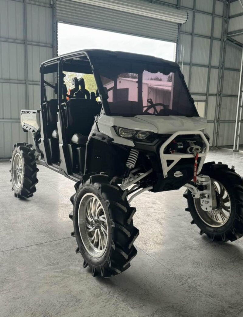 2023 Can Am Defender Max XMR. 40hrs.