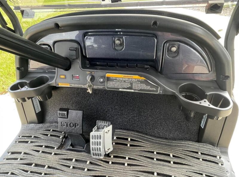 Really clean Black 2019 Club car onward 48 V four person Golf Cart in excellent condition. - Image 9