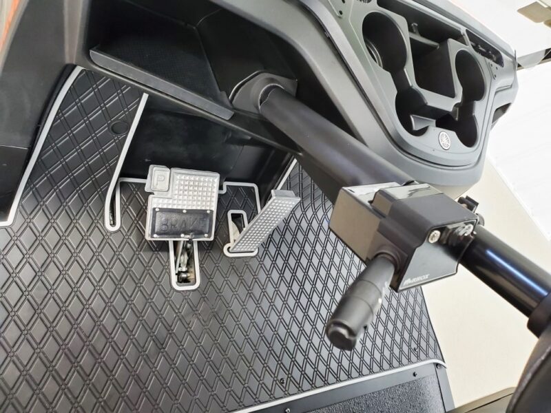 Yamaha Electric 6-Seater golf cart - Image 2