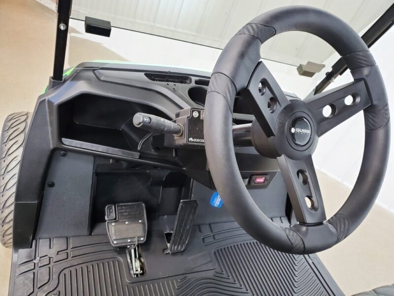 2019 Yamaha 6-Seater Golf Carts - Image 32