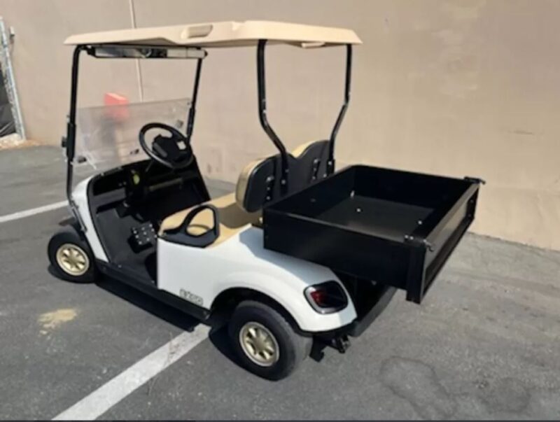 2018 E-Z-GO - Image 9