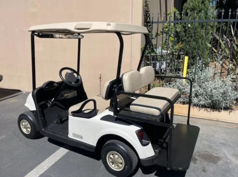 2017 E-Z-GO - Image 5