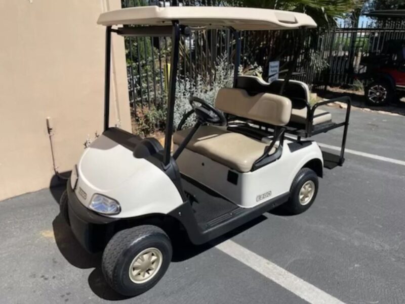 2017 E-Z-GO - Image 6
